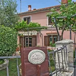 Casa Emilia In * Istrien Πανσιόν 3*
